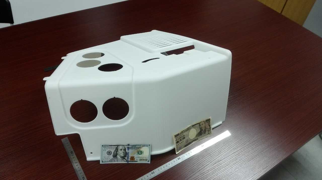 װ